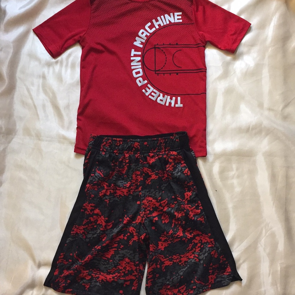 Boys top and Bottoms size M-8